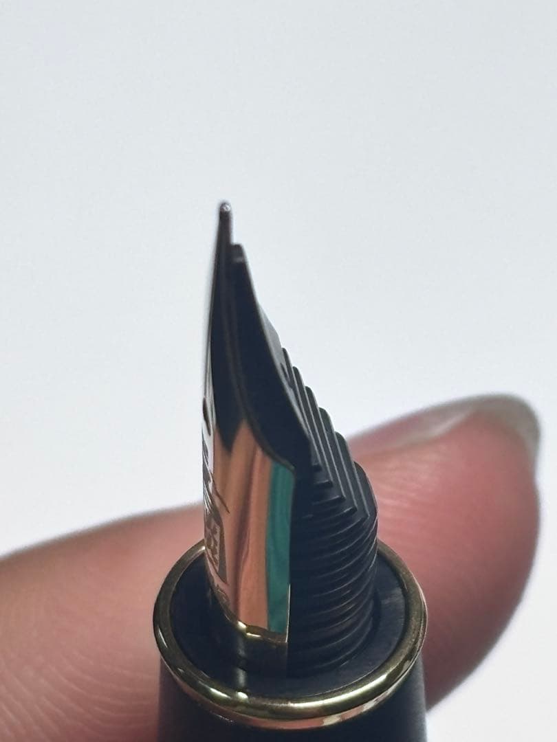 プラチナ万年筆ワーグナーコラボ限定プレジデントモデルペン先18k中字（M）