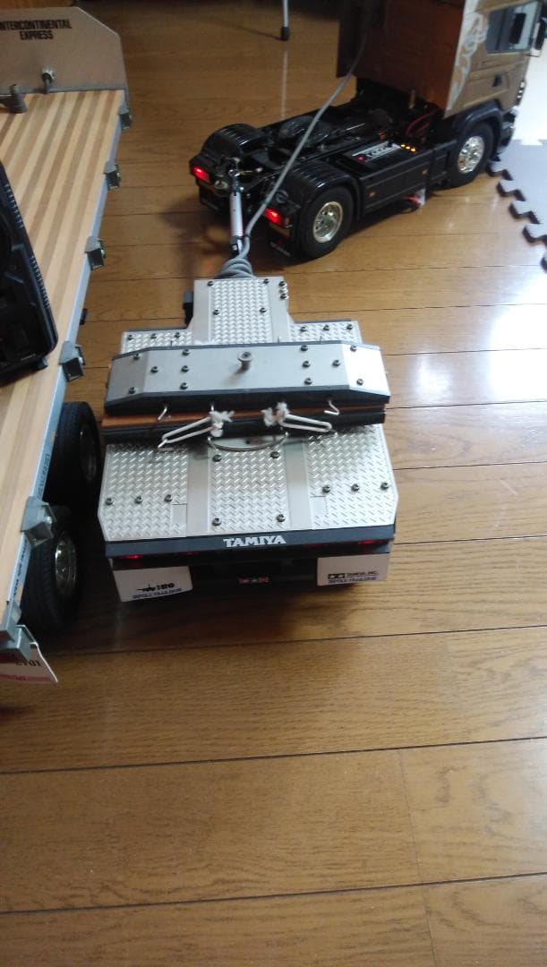 SCANIA R470 　電動 トレーラー 1/14スケール