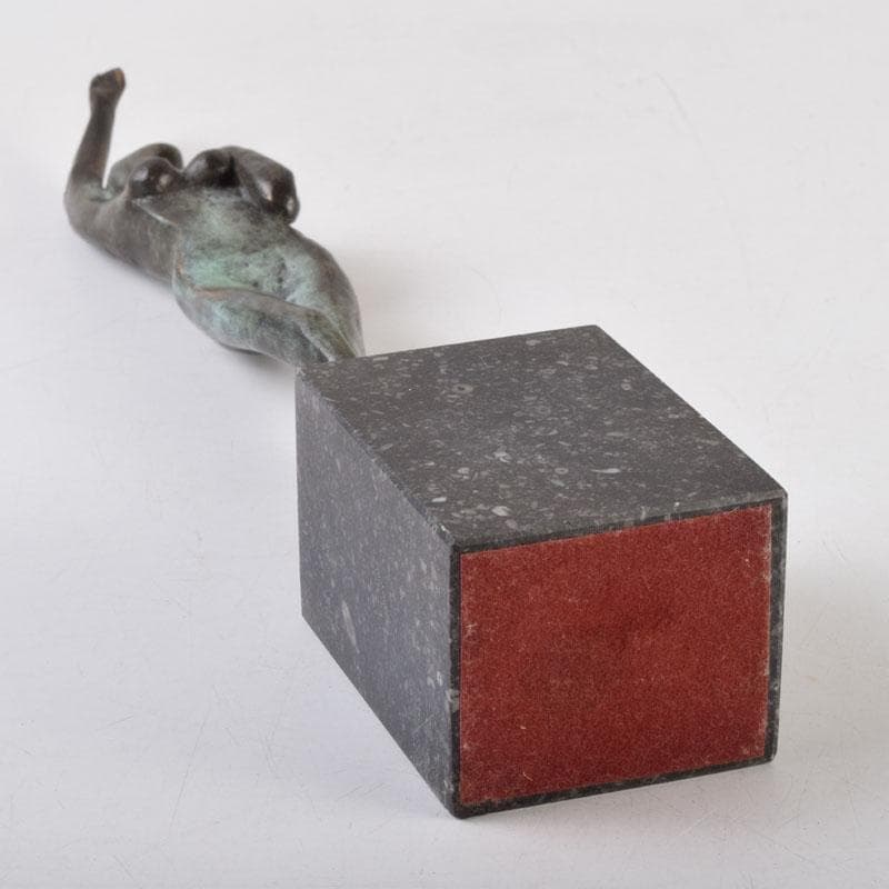 ブロンズ像　裸婦像　女性像　置物　約1.2kg　C　9070