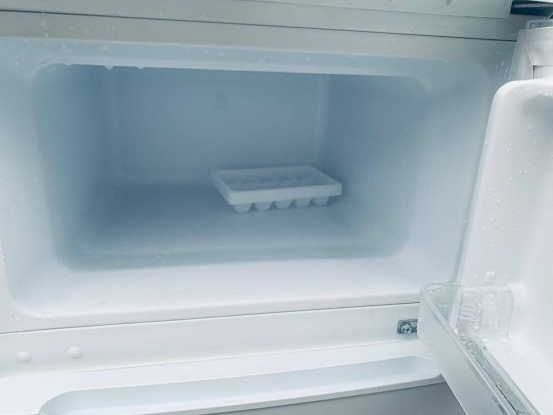 ♦YAMADA ノンフロン冷凍冷蔵庫【2018年製】YRZ-C09B1