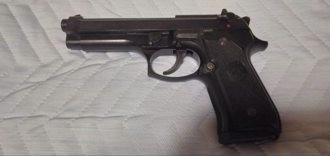 KTW イサカ M37 ポリスタイプ エアソフトガン＆オマケのガスガン