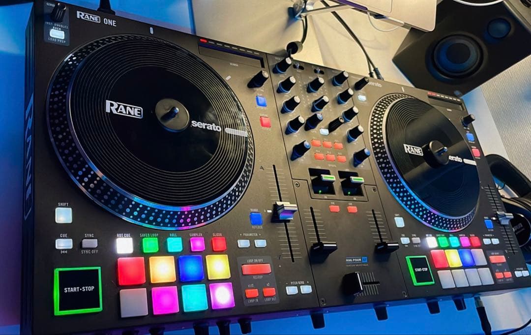 serato DJ RANE ONE コントローラー