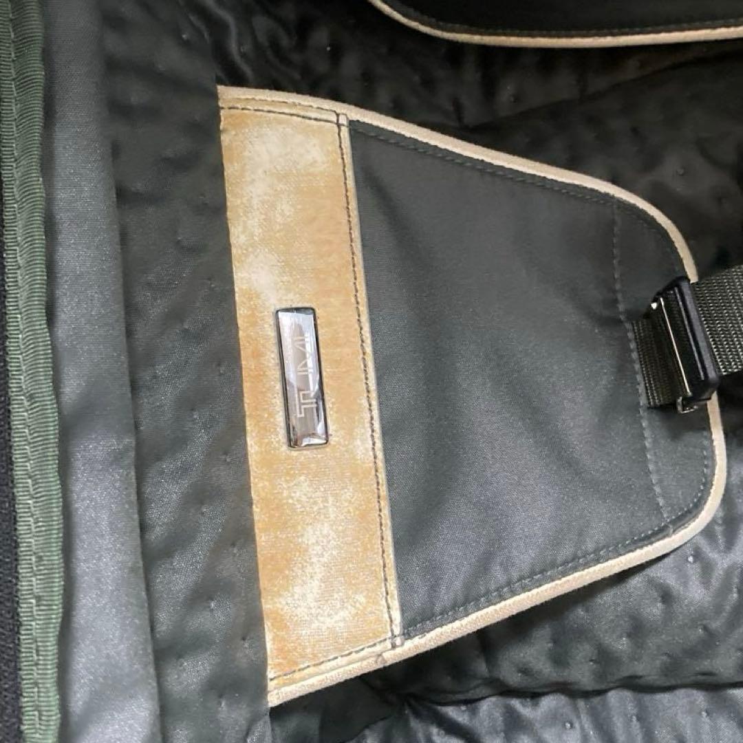 TUMI 黒 キャリーケース　23020D