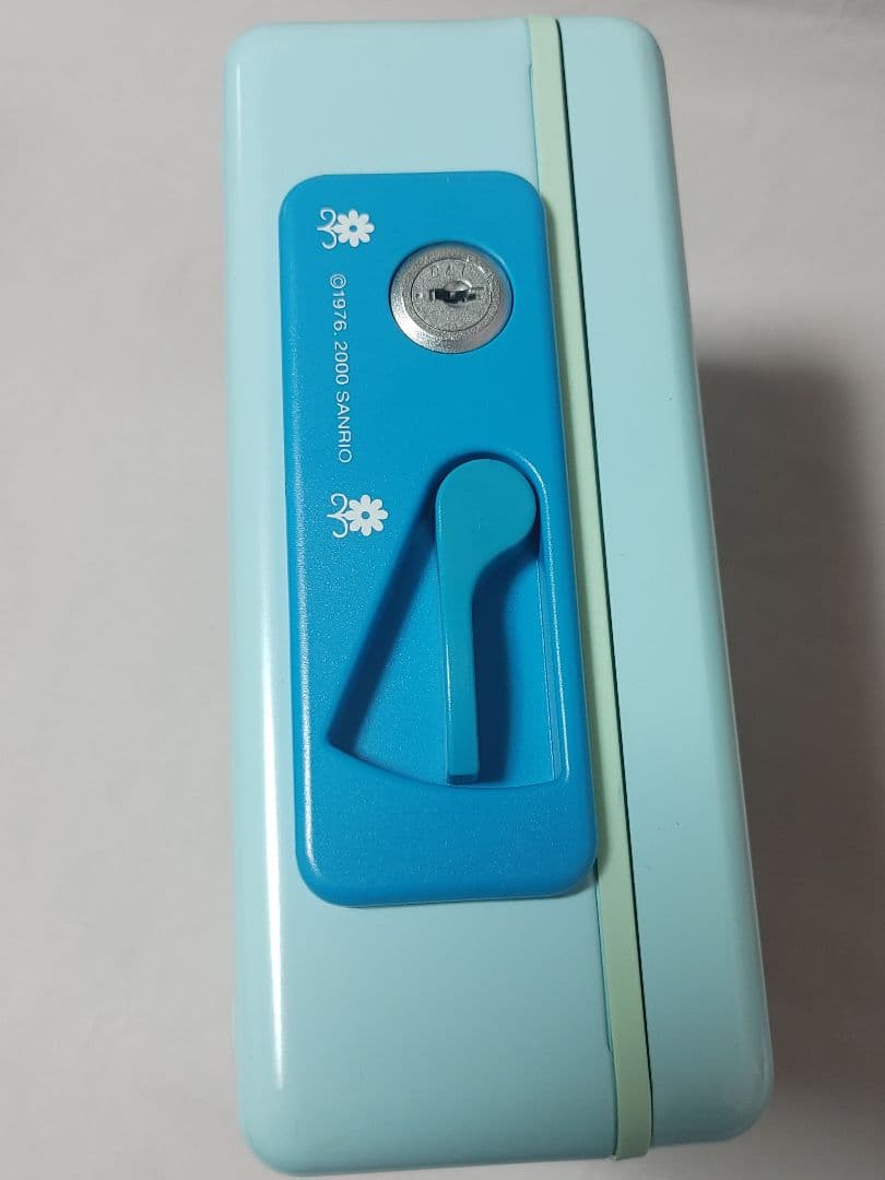 ハローキティ　2000年　フラワー　印鑑ケース・手提げ金庫