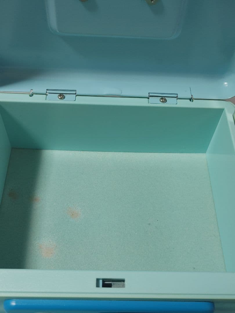 ハローキティ　2000年　フラワー　印鑑ケース・手提げ金庫