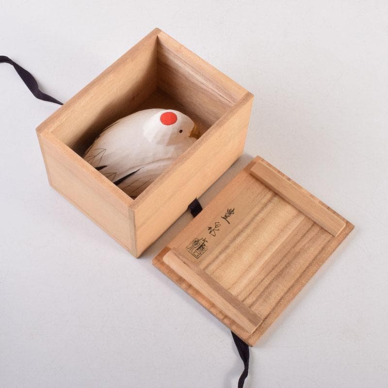 茶道具　豊泉作　奈良一刀彫　木彫彩色　鶴香合　共箱　V　8310