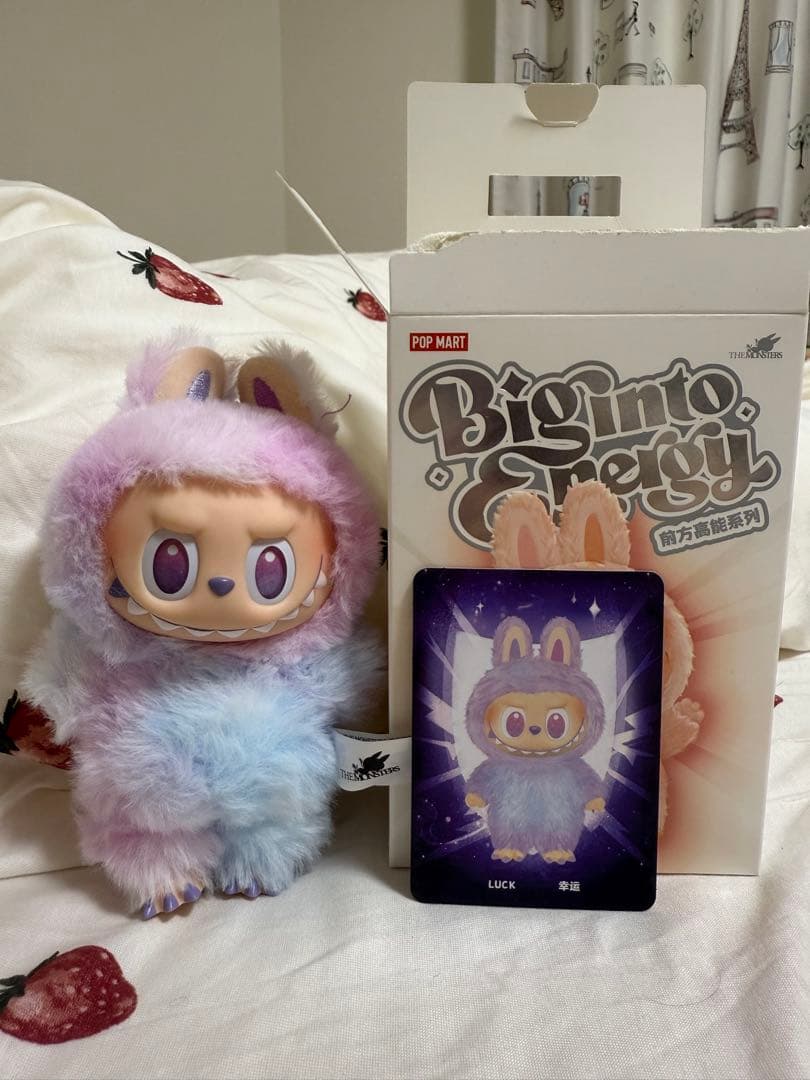 labubu Big into Energy Luck ぬいぐるみ