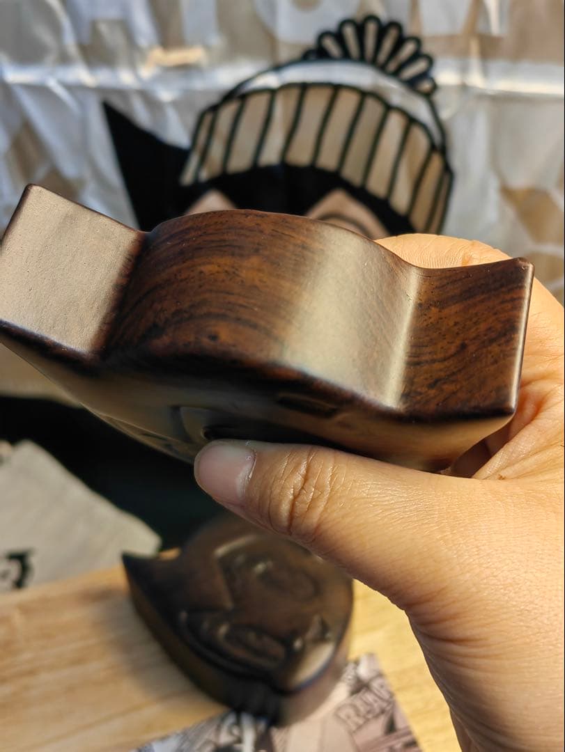 鉄腕アトム　黒檀のペーパーウェイト　限定　雑貨　手塚治虫　インテリア　プレゼント