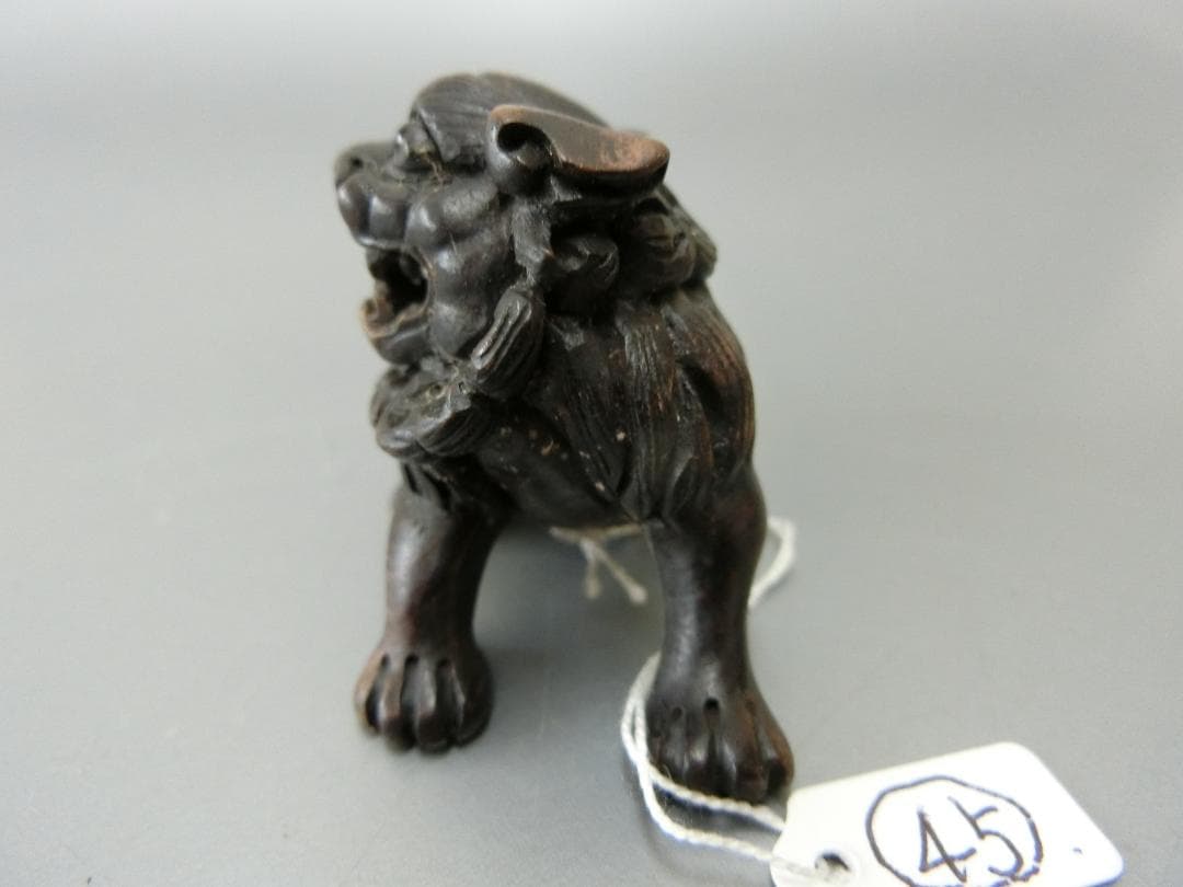 【根付　獅子　木彫・45・提げ物　骨董】★美術工芸 芸術作品　紐止め 　鑑賞