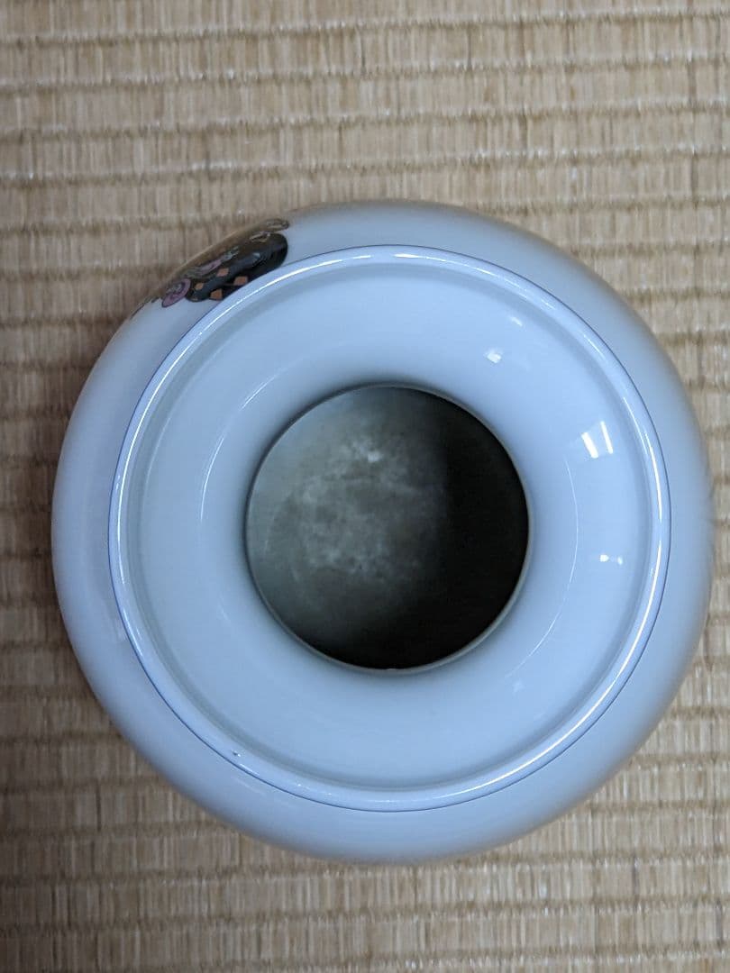 ♦中国陶磁器 瓔珞紋 団扇美人図 粉彩花瓶 陶画工１級職人手描き絵付け骨董品