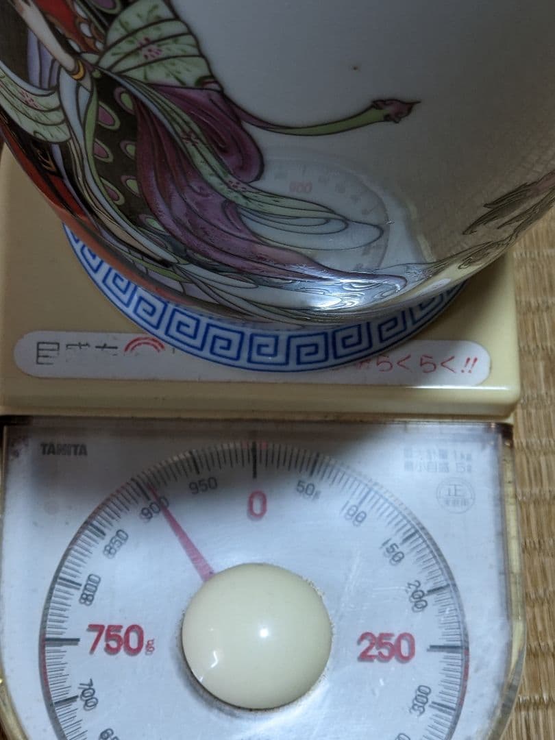 ♦中国陶磁器 瓔珞紋 団扇美人図 粉彩花瓶 陶画工１級職人手描き絵付け骨董品