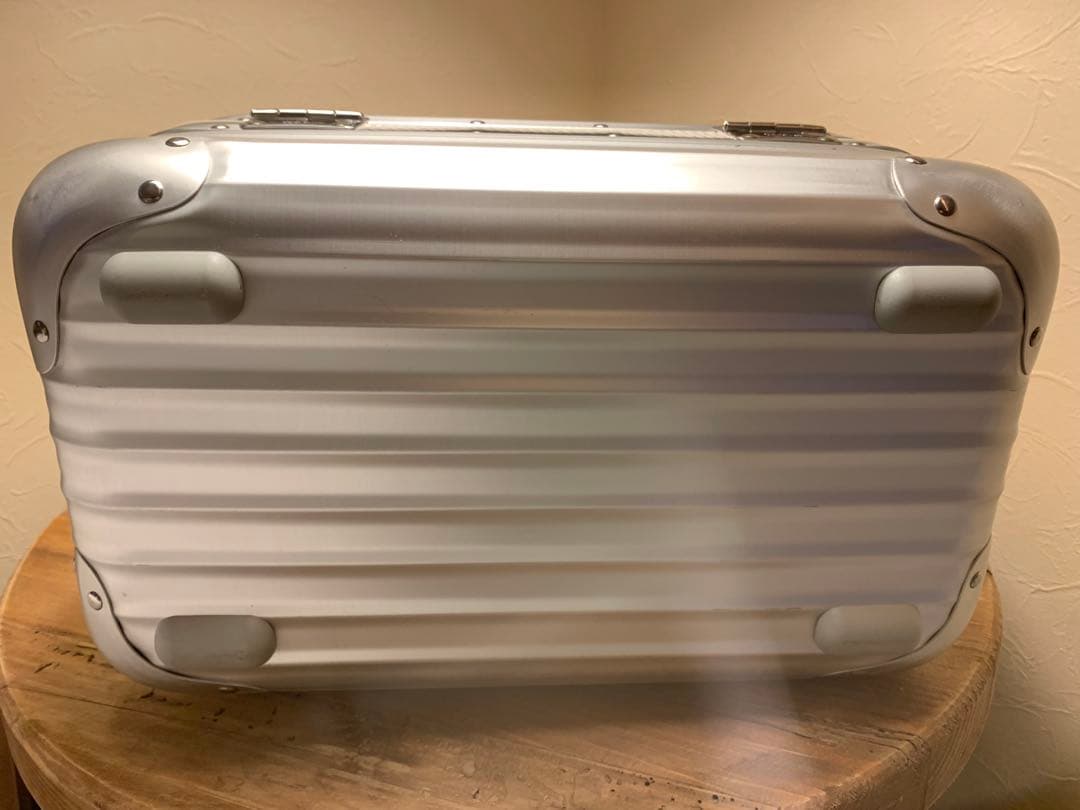 リモワ　　REMOWA ビューティーケース　バニティケース