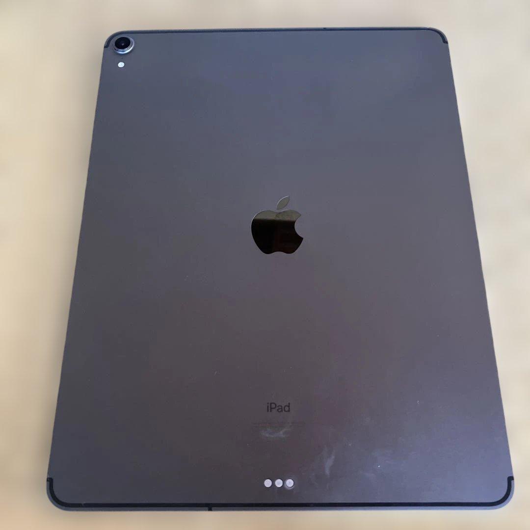 iPad Pro 12.9 第三世代 1TB Cellular グレー 77%