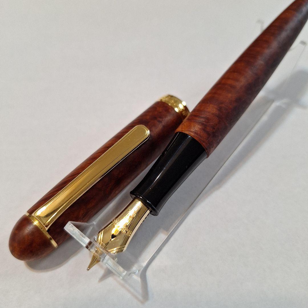 【新品未使用】ブライヤー中字M 万年筆