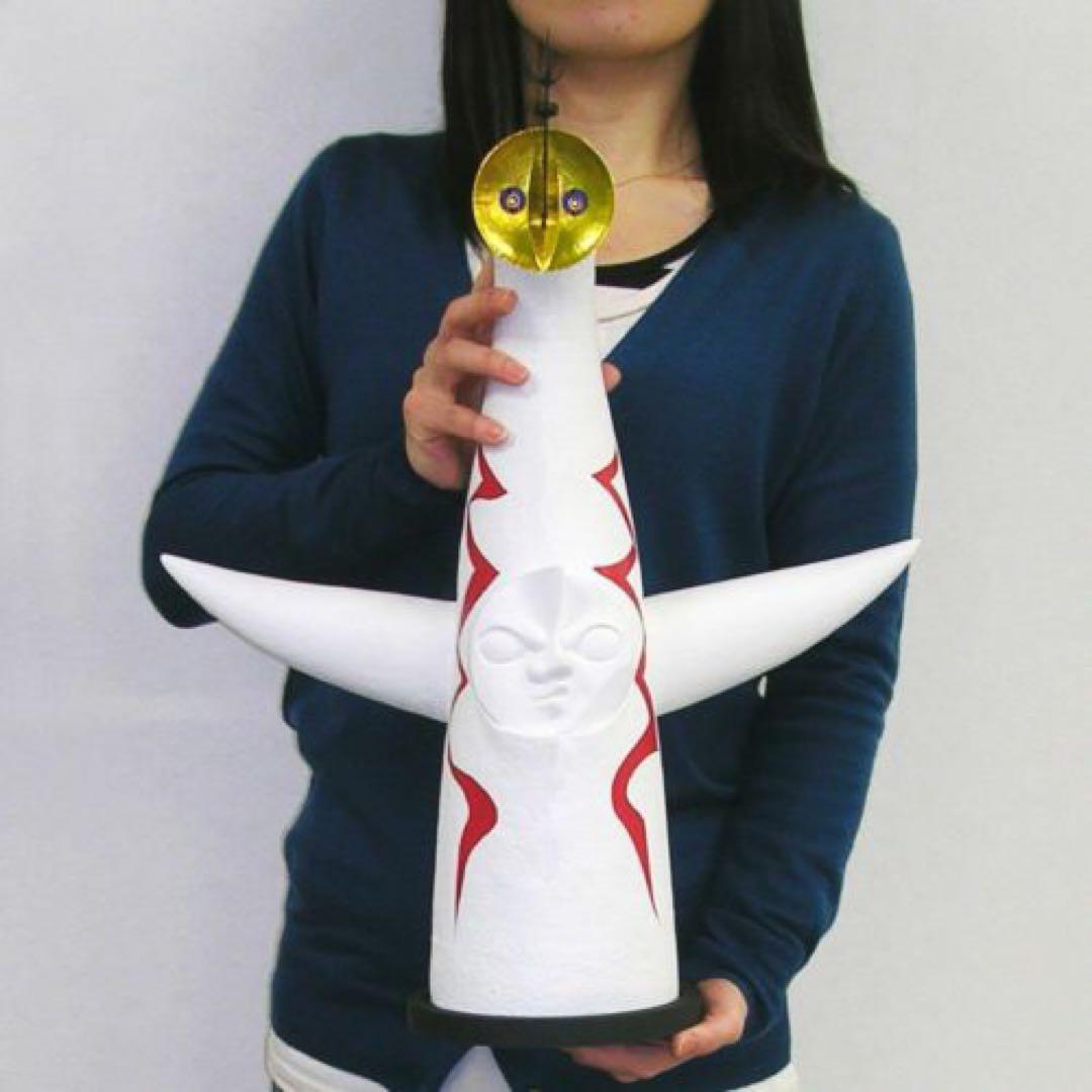 1/144スケール 太陽の塔 塗装済み完成モデル　岡本太郎　海洋堂