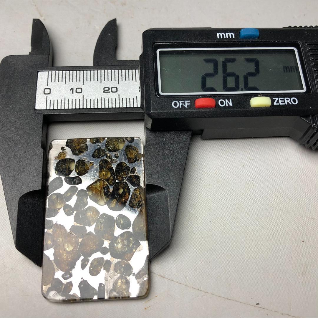 パラサイト隕石 隕石　石鉄隕石　セリコ隕石 美品　重さ約6ｇ　ケース付き