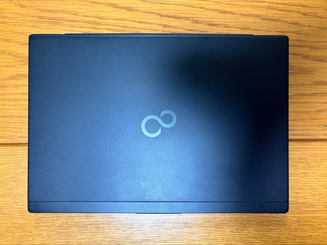 富士通 U9310/D i5 8GB 512GB LTE