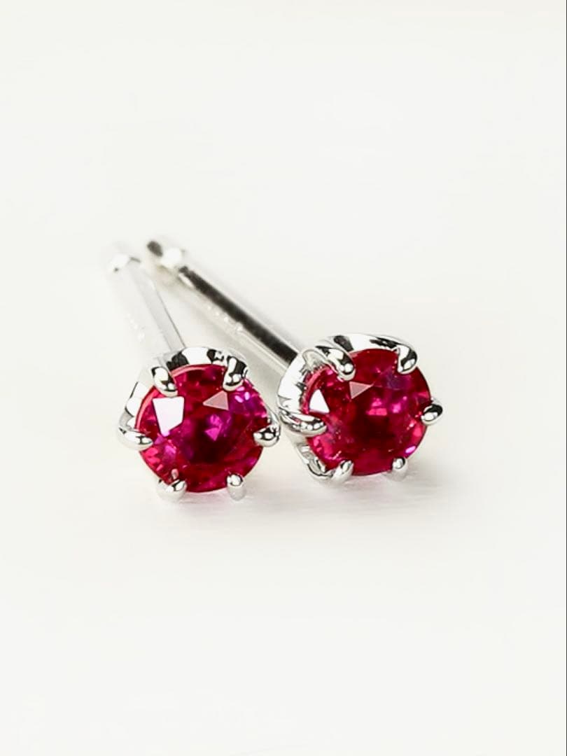 明日まで値下げ［極上天然ルビー］Pt900 スタッドピアス 新品0,38ct