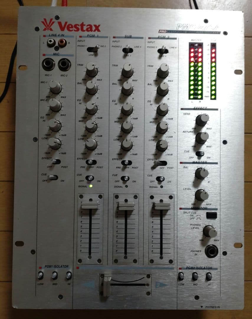 Vestax PVC-270A　動作確認済み　CHフェーダー（縦）新品交換済み
