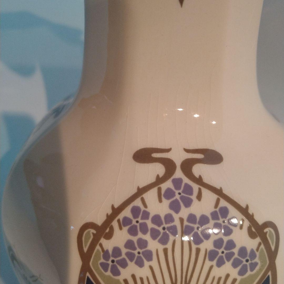 LIBERTY リバティ　アールヌーヴォー風 陶器花瓶