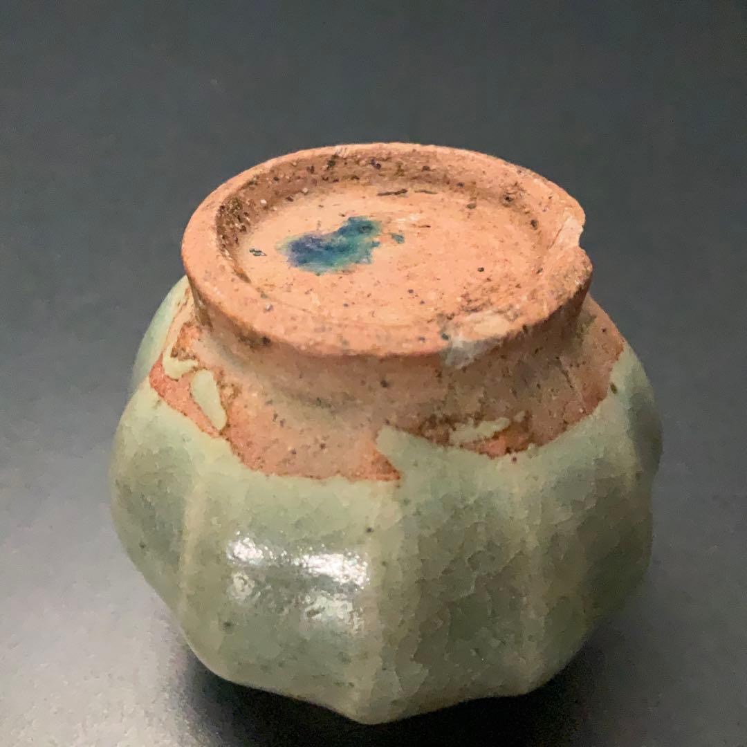 青磁鎬文小壺　タイ　スンコロク　骨董　∅ 5cm R1400ダM