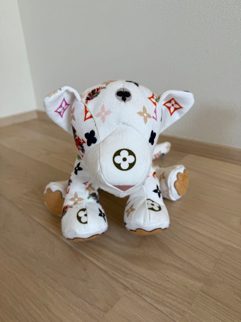 ルイヴィトン ドゥドゥ タイガー ぬいぐるみ