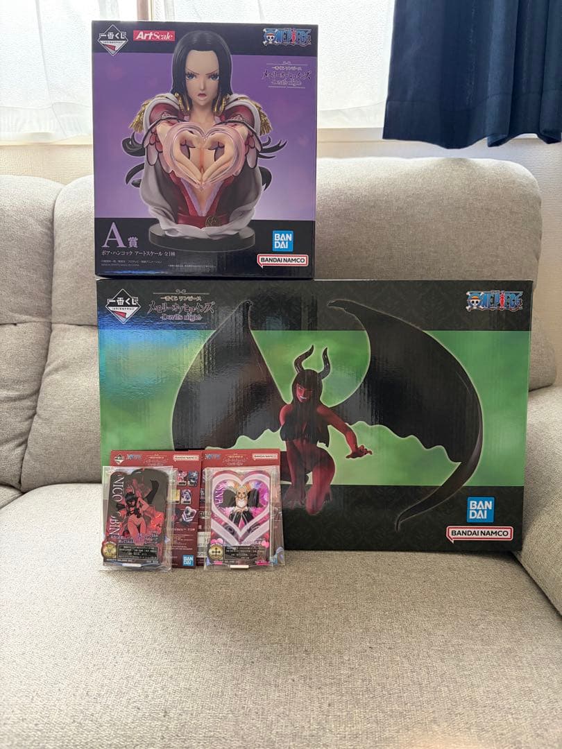 メモリーオブヒロインズ A賞ボア・ハンコックアートスケール B賞ニコ・ロビン