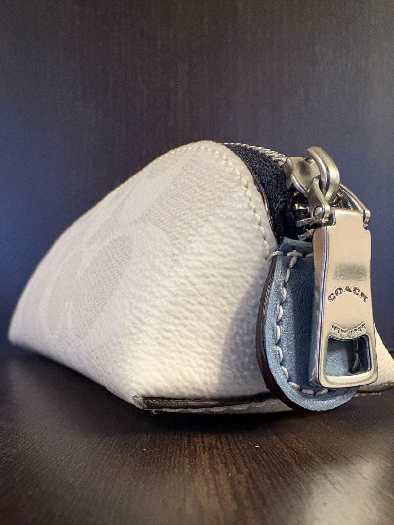 COACHペンケース