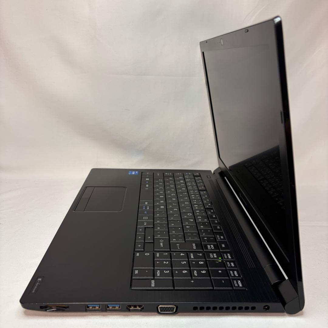 準美品 dynabook B65/HU 11世代 i5 15.6 FHD DVD