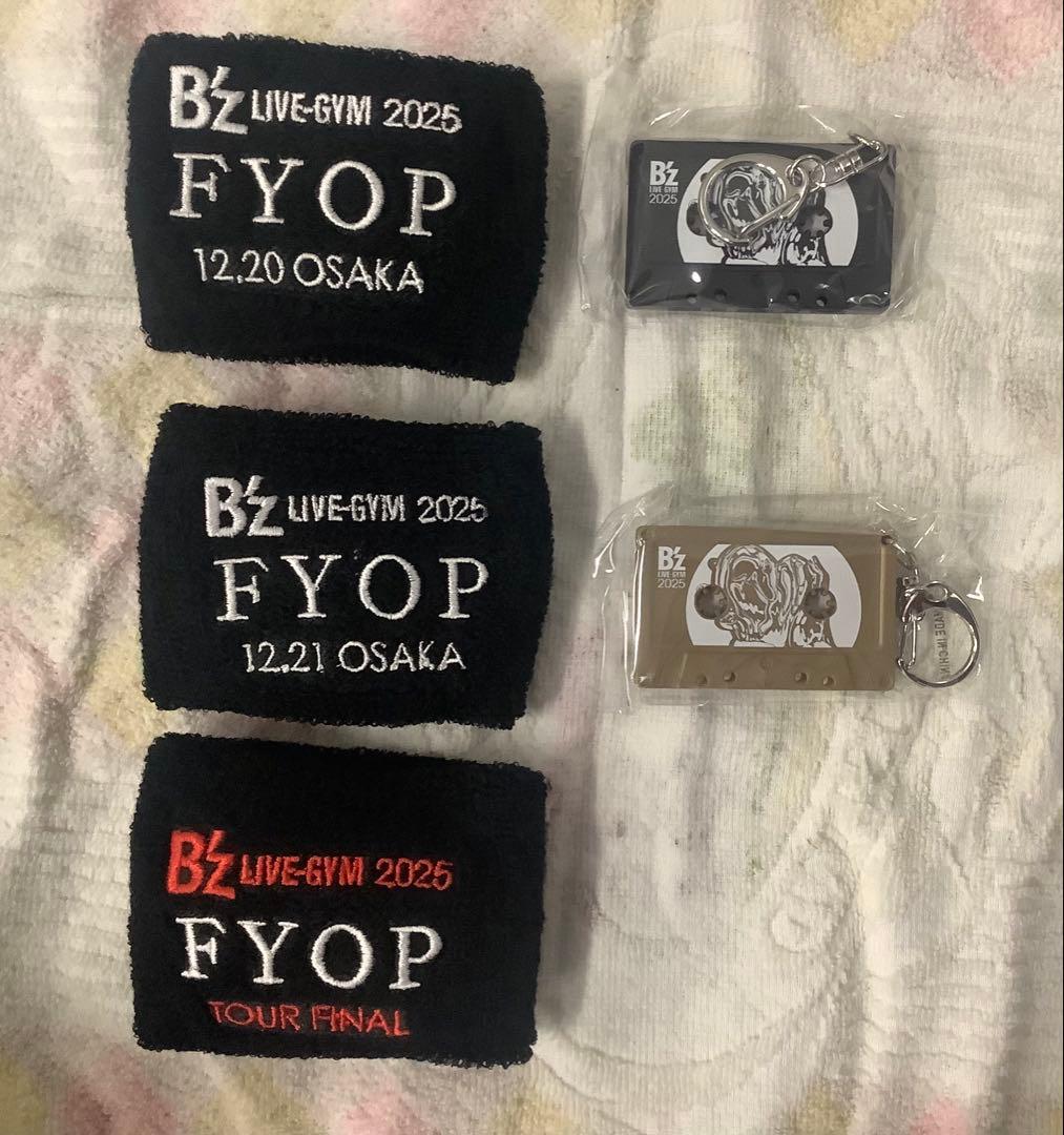 B'z FYOP 大阪 12/20&21 リストバンド　カセットチャーム　5点