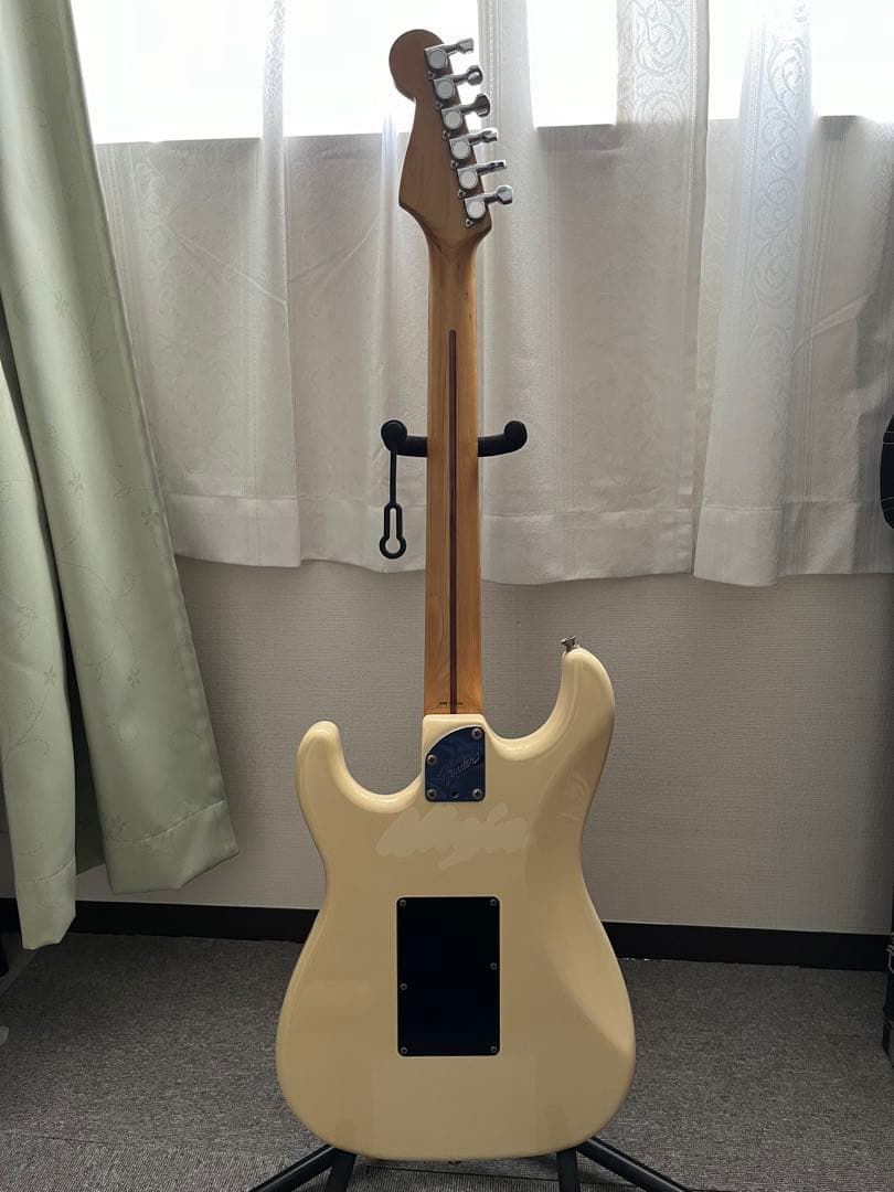 fender ハムバッカー トレモロユニット ハードケース付き