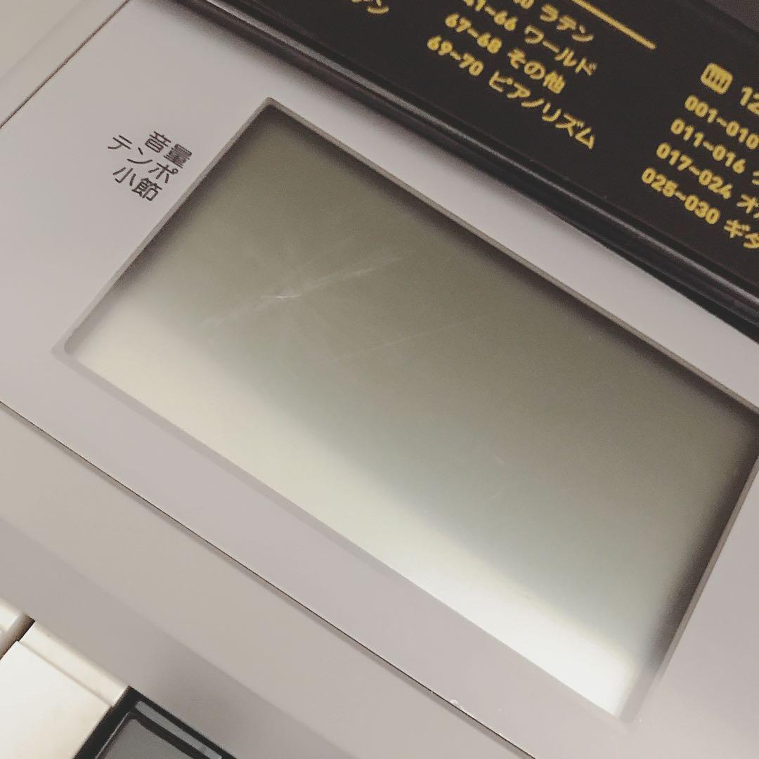 電子ピアノ