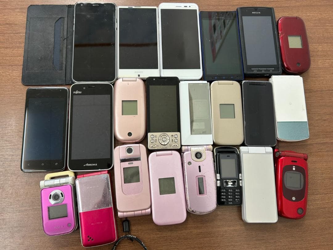 【C】✧ガラケー・スマホ おまとめ 22台まとめ ジャンク✧