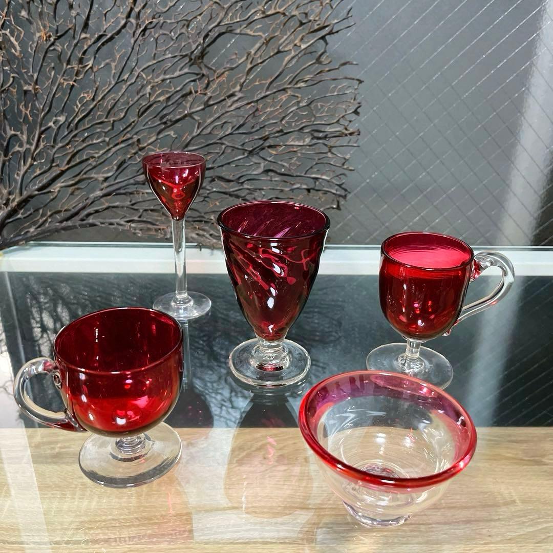 骨董　時代　希少金赤ガラス　モールガラス調　流線型　アイスコップ　ウラン ①