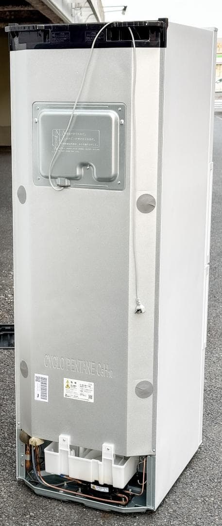 高年式　2023年製 SHARP 冷蔵庫 310L 大容量 家庭用 省エネ