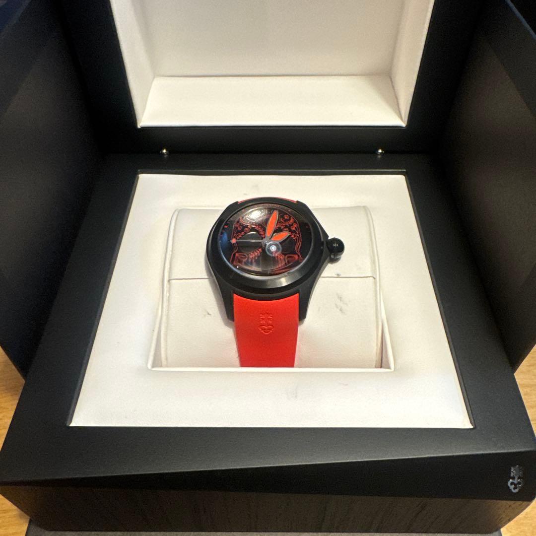 CORUM 腕時計