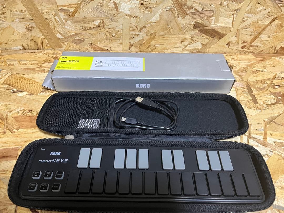 美品 KORG nanoKEY2 USB MIDIキーボードブラック ケース付き