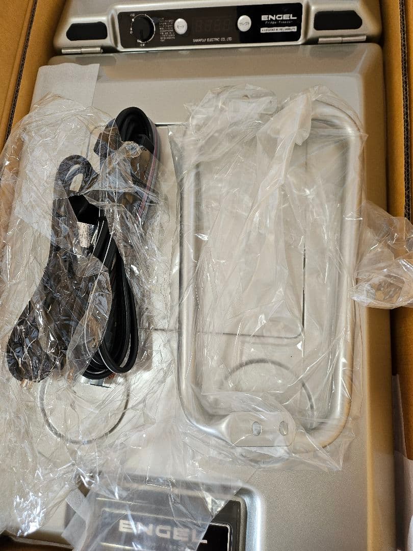 【新品未使用品】32L ENGEL MT-35F-P エンゲルポータブル冷蔵庫