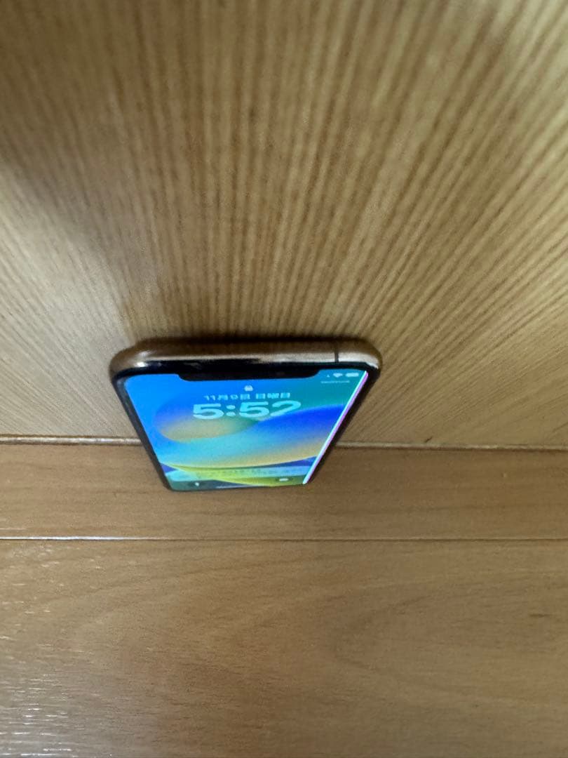 アップル　Apple iPhone XS 64GB