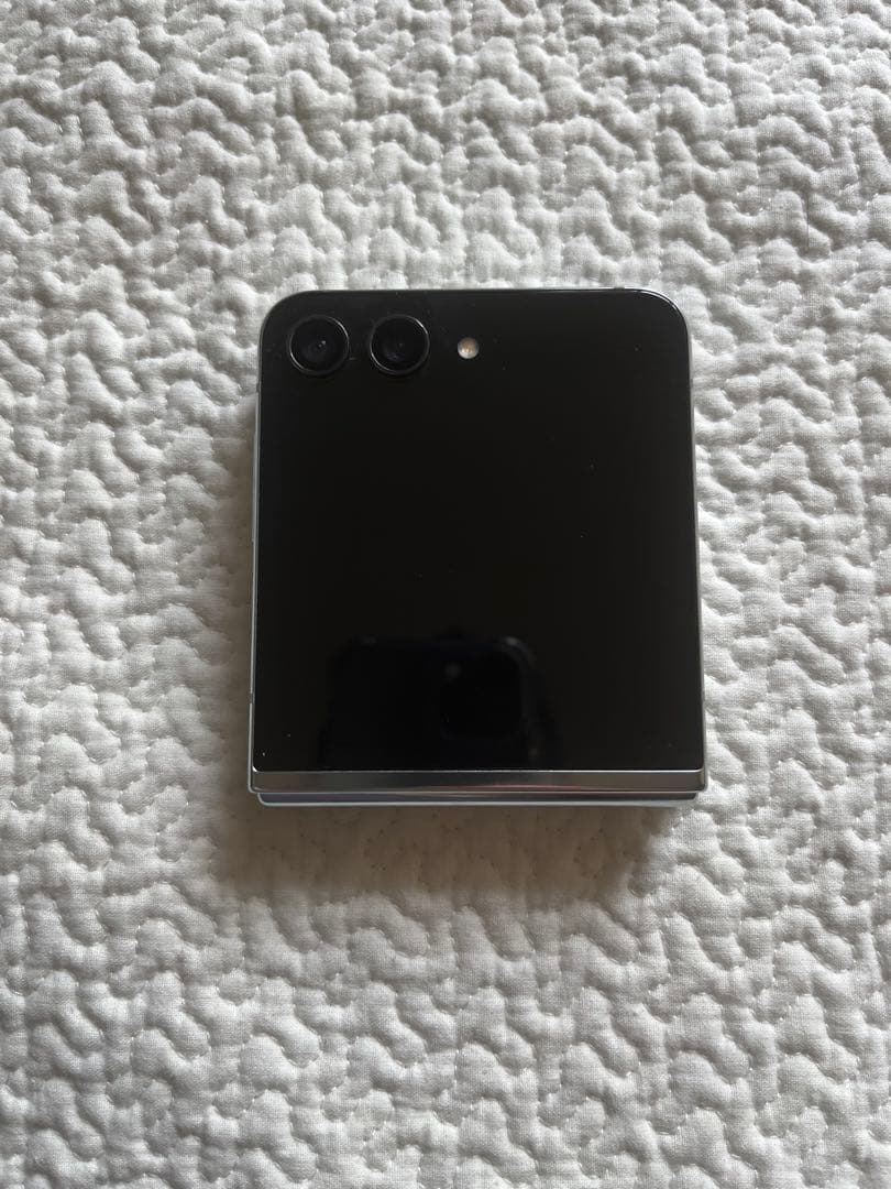 Galaxy Z Flip5 ブラック/ミント simフリー　美品