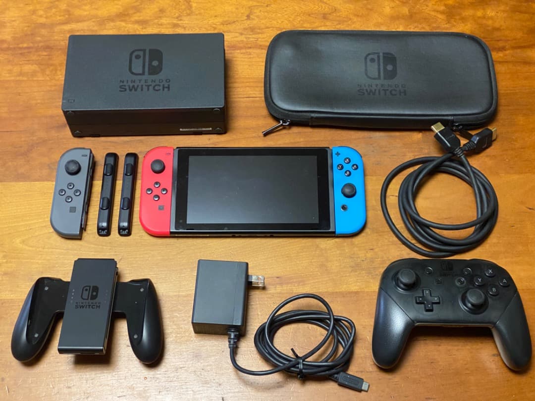 任天堂　SWITCH（MOD.HAC-001）他