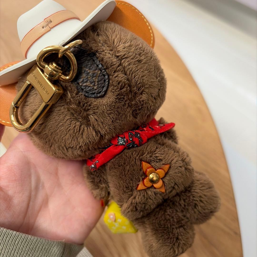 ルイ・ヴィトン クマ型ぬいぐるみ キーホルダー付き
