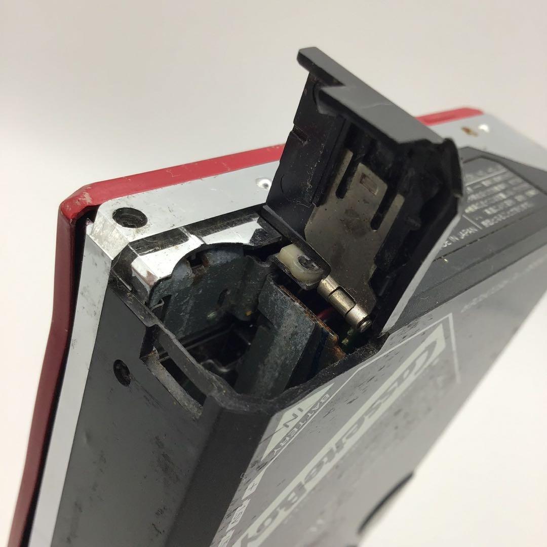 AIWA HS-J8 レッド アイワ カセットプレーヤー ジャンク