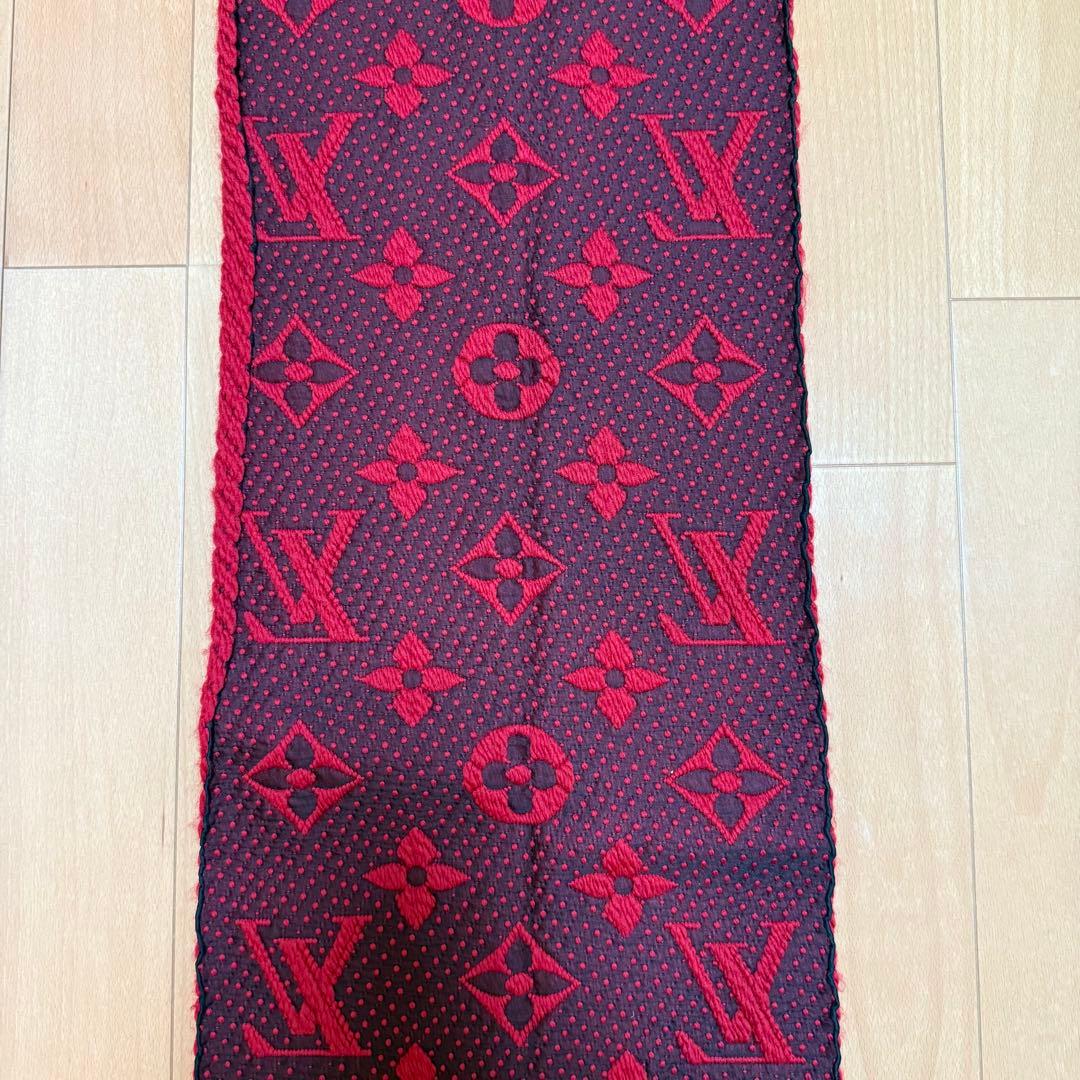 LOUIS VUITTON ルイヴィトン マフラー 赤 ロゴ