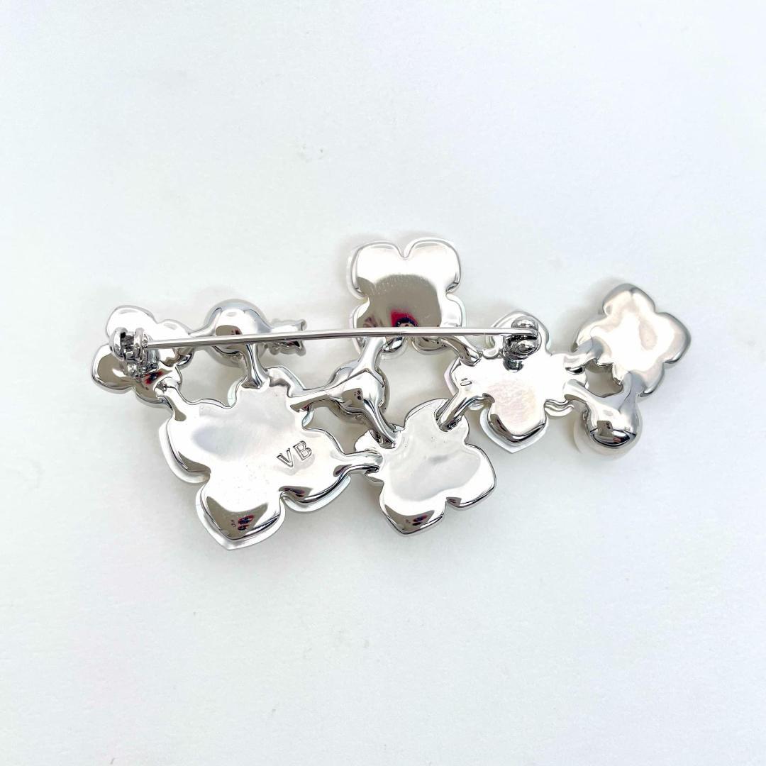 ヴァンドームブティック フラワー シェル パール 6.3mm セレモニーブローチ