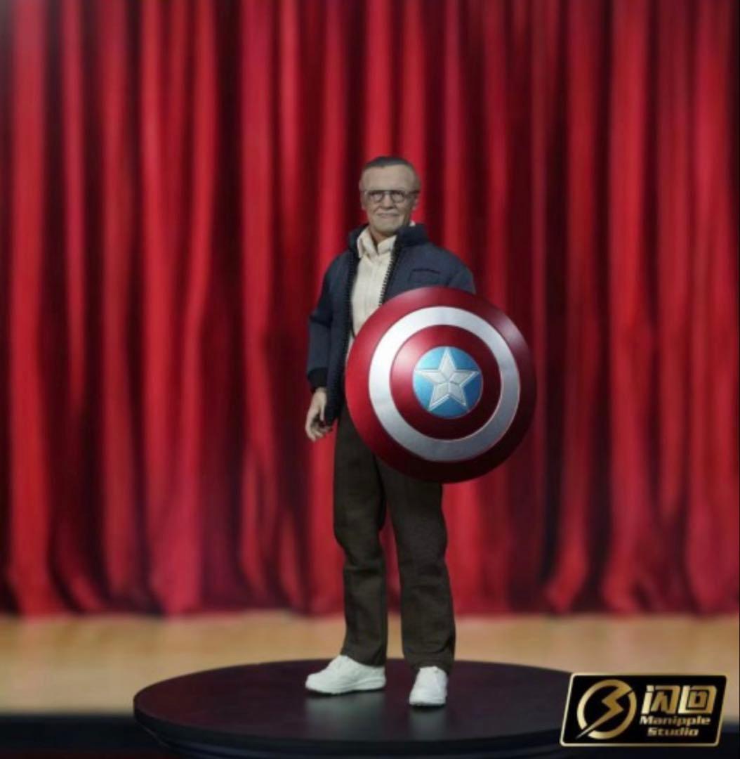 【新品未開封】閃回studio スタン・リー風1/12フィギュアマーベルシリーズ