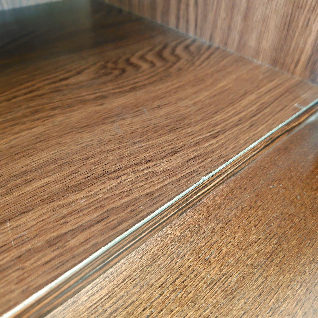 本箱　木製品　引出し　扉　収納量大　棚移動