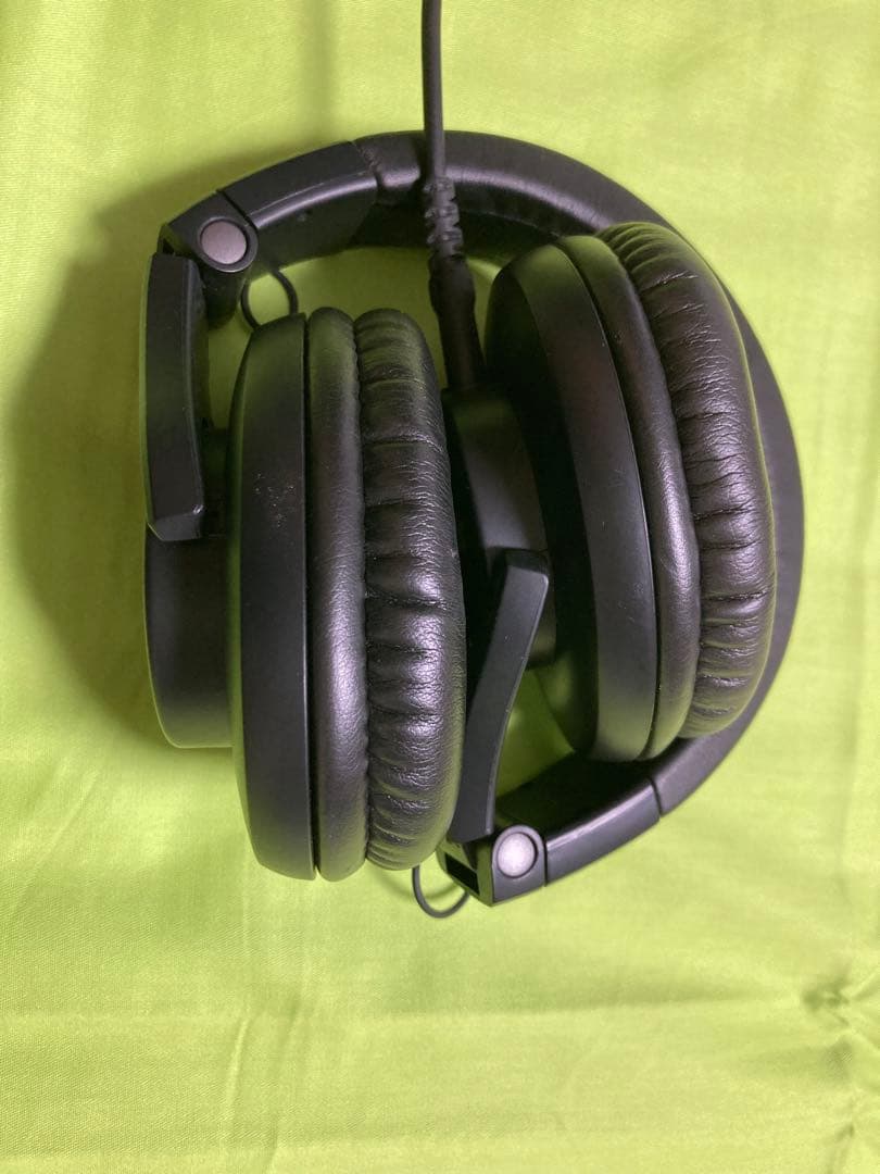 ヘッドホン SHURE SRH440