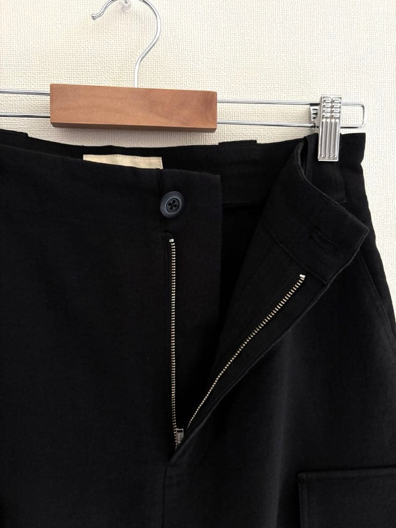 カレンソロジー　シェルタリングミリタリーパンツ　ブラック　38　美品