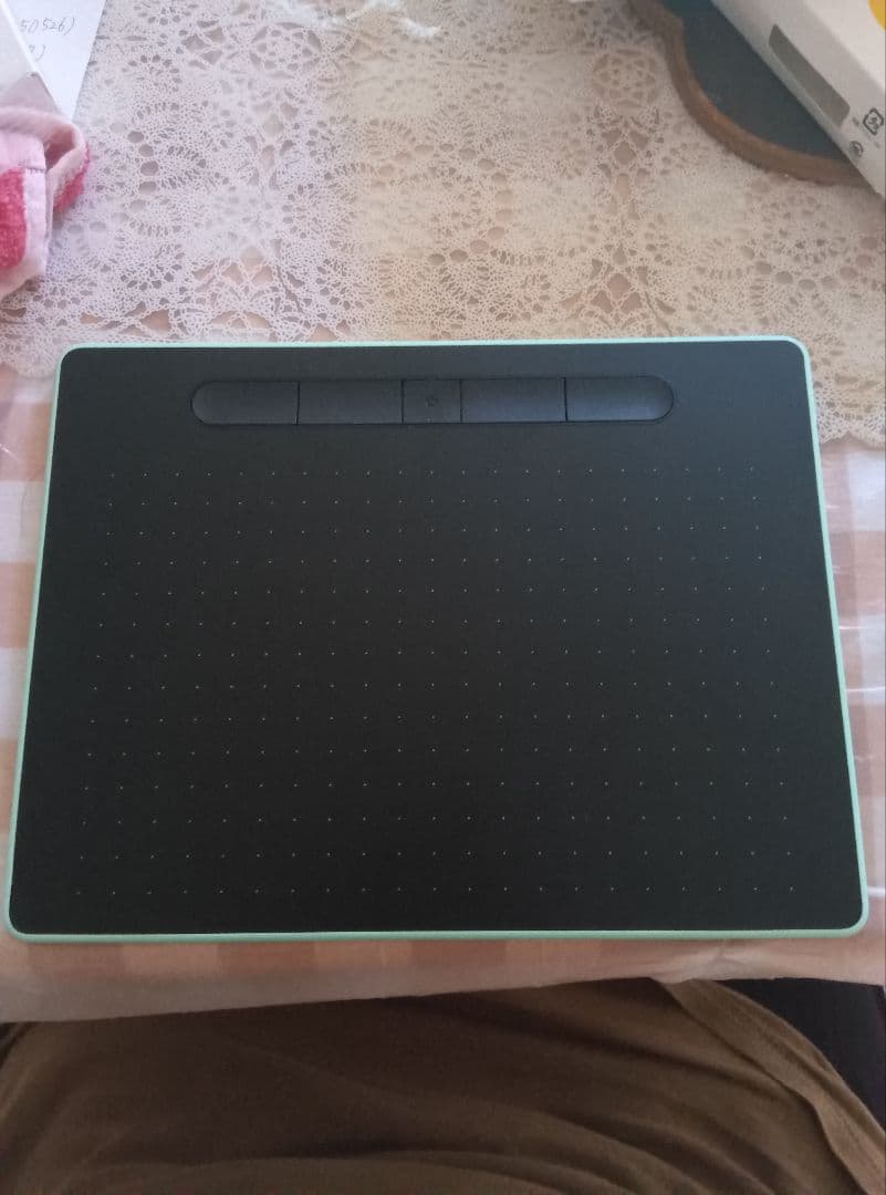 Wacom Intuos ペンタブレット 中型 本体